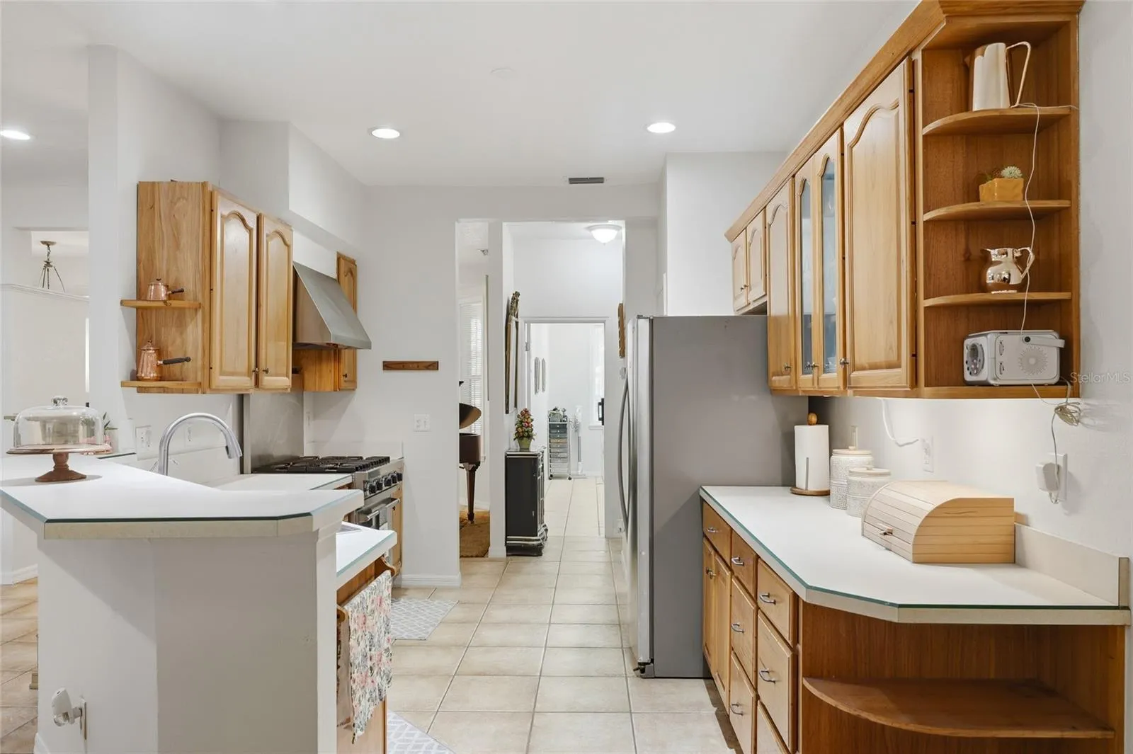 502 PALM DR, photo 14
