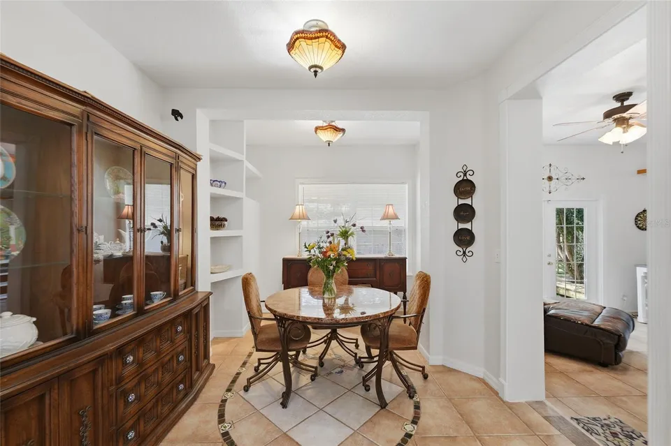 502 PALM DR, photo 15