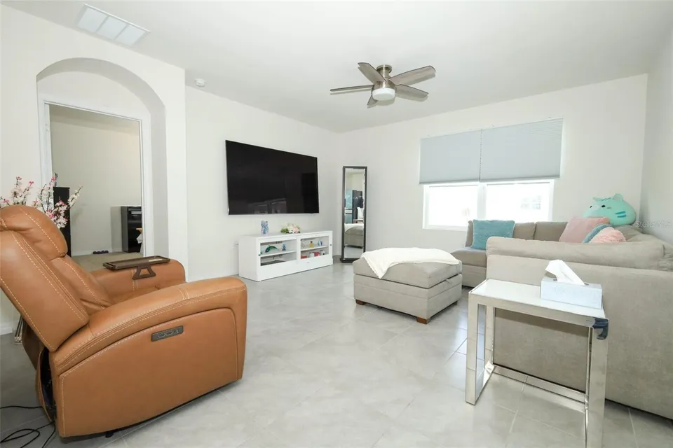 3781 SWANFALLS TER, photo 11