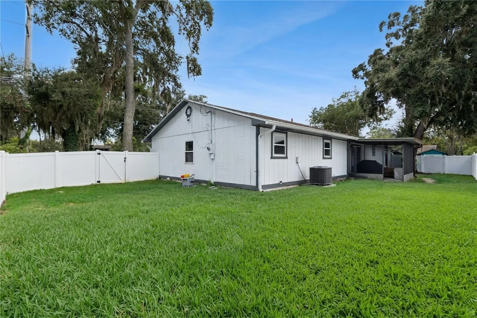 1629 ORANGE TREE DR, photo 42