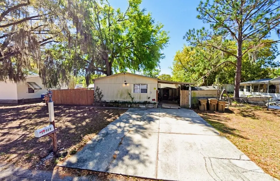 17529 PALM DR, photo 1