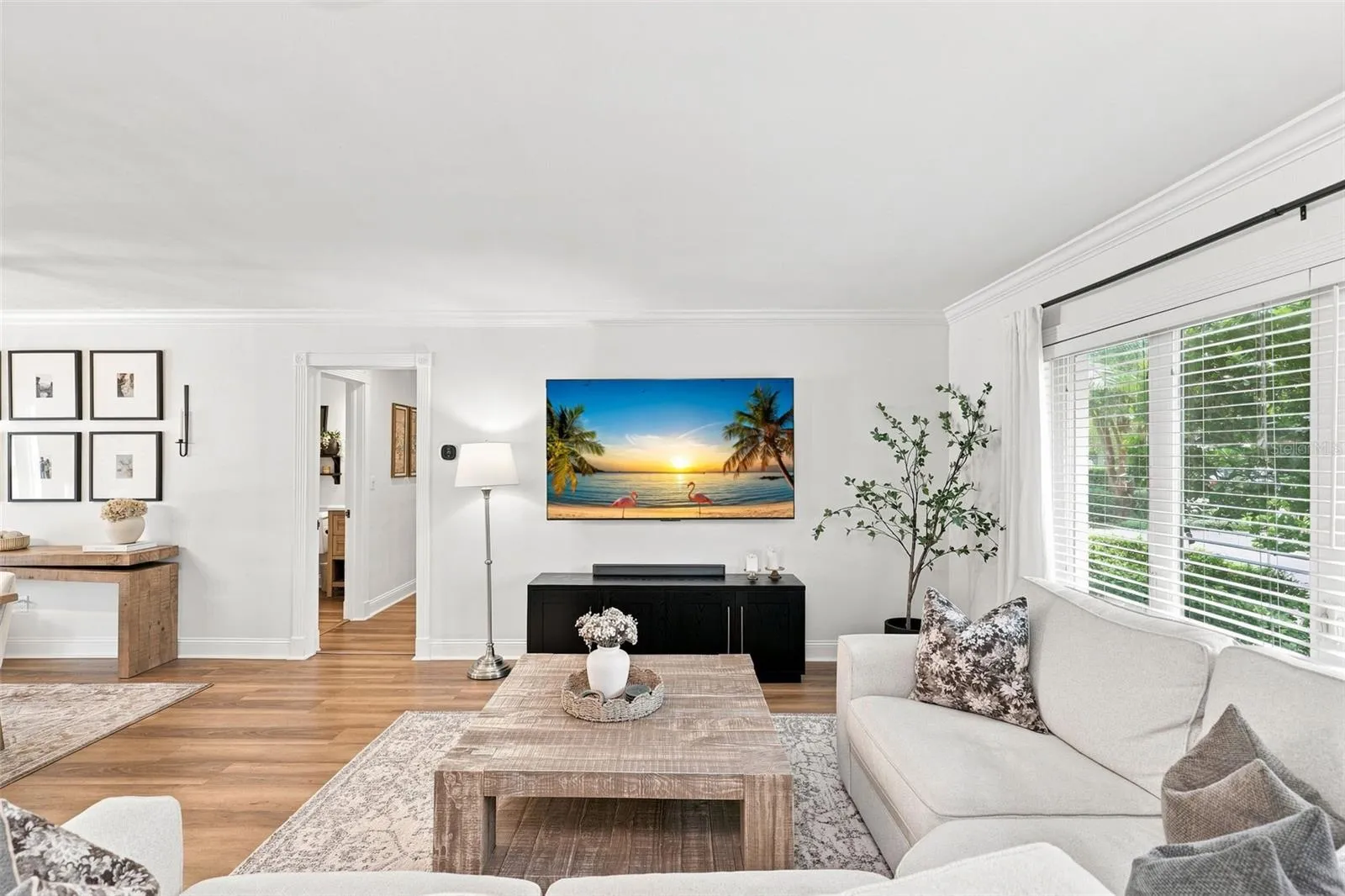 505 OAK LN, photo 7