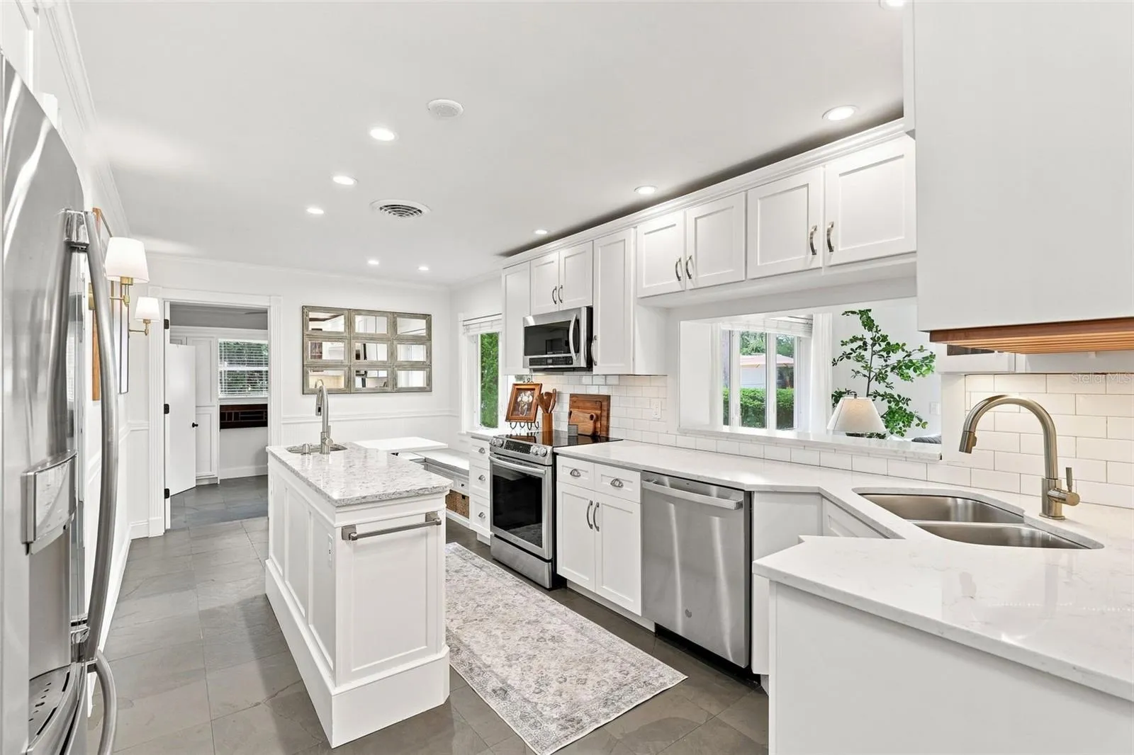 505 OAK LN, photo 15