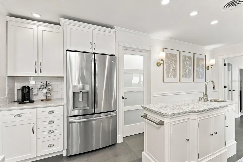 505 OAK LN, photo 17