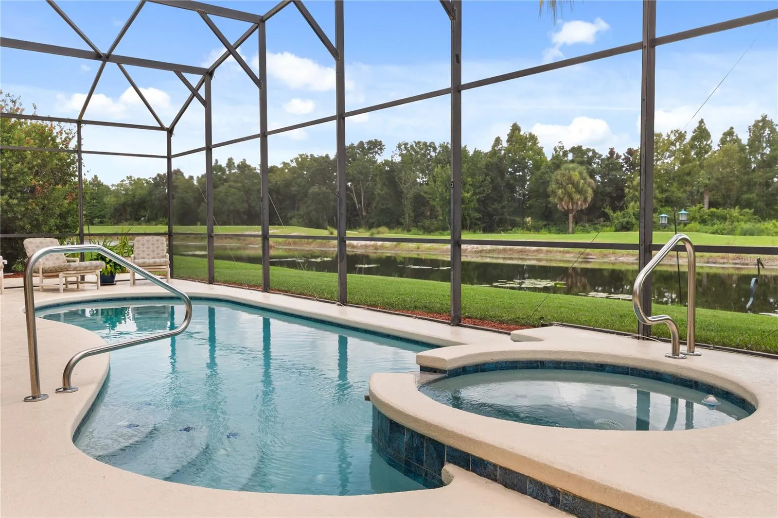 918 GOLF COURSE PKWY, photo 13