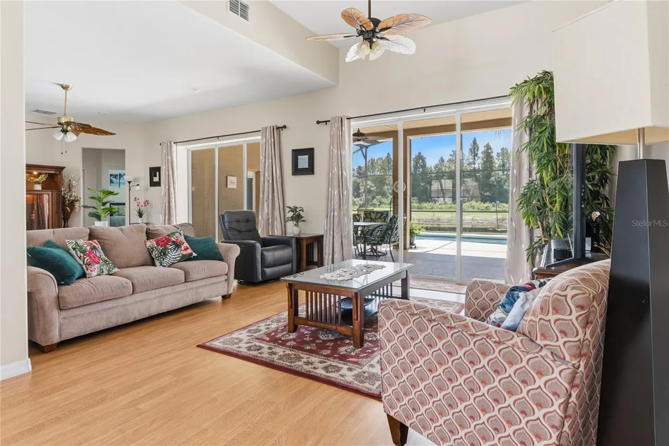 918 GOLF COURSE PKWY, photo 22