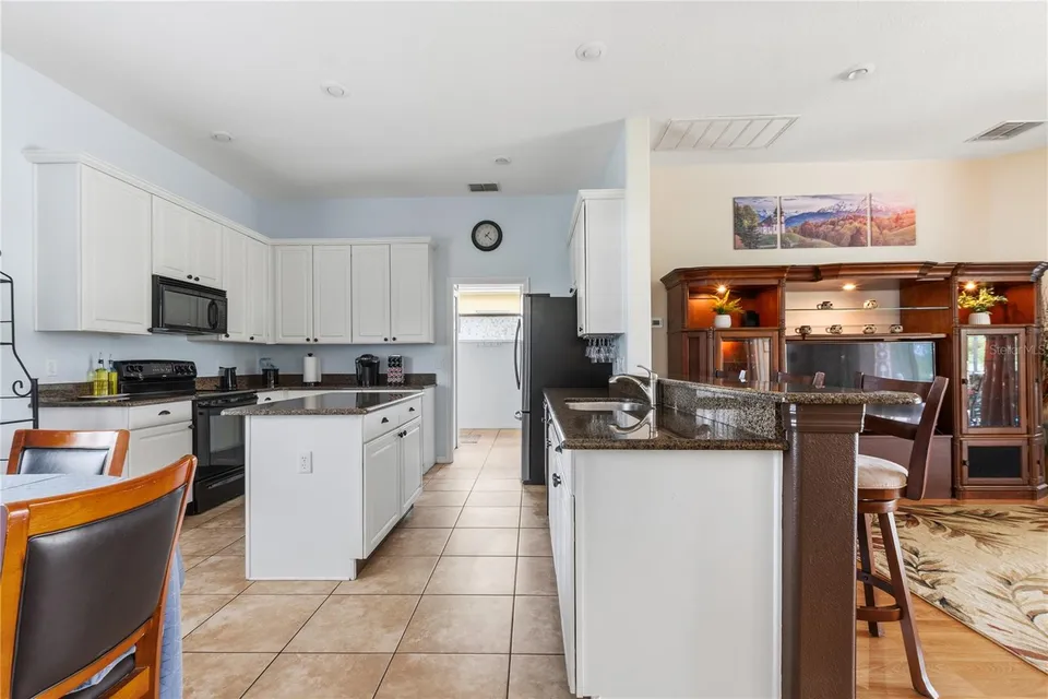 918 GOLF COURSE PKWY, photo 28