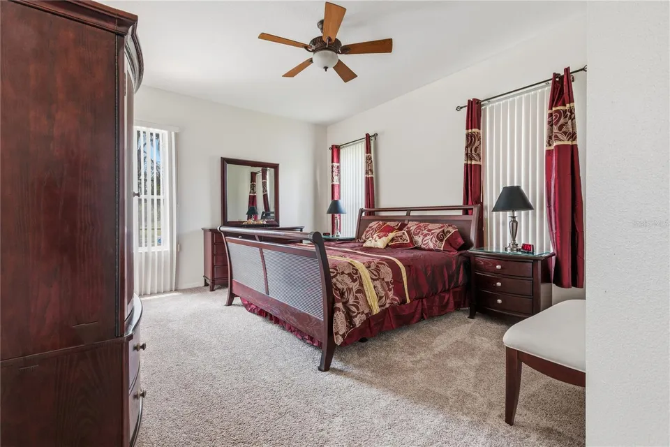 918 GOLF COURSE PKWY, photo 37