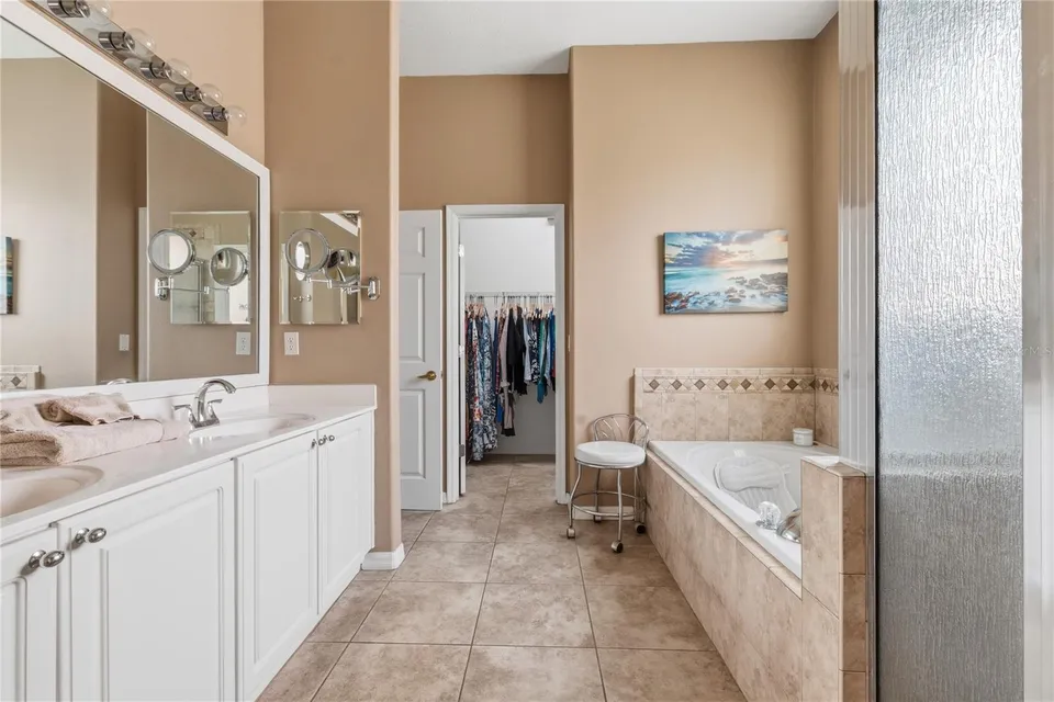 918 GOLF COURSE PKWY, photo 42