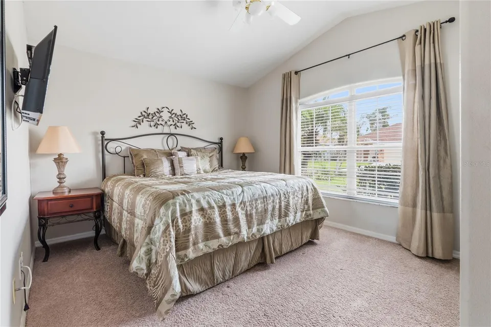 918 GOLF COURSE PKWY, photo 43