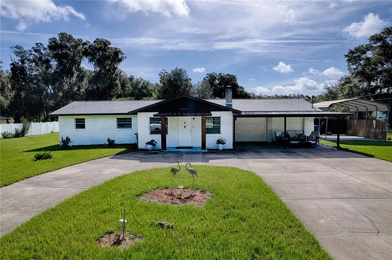 1701 N STONE ST, photo 3