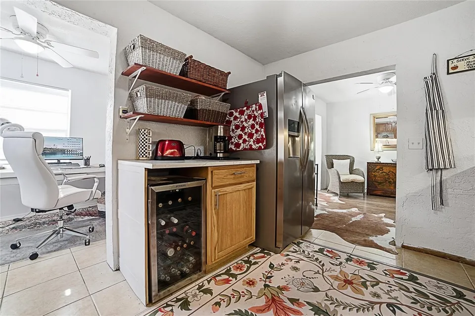 1701 N STONE ST, photo 11
