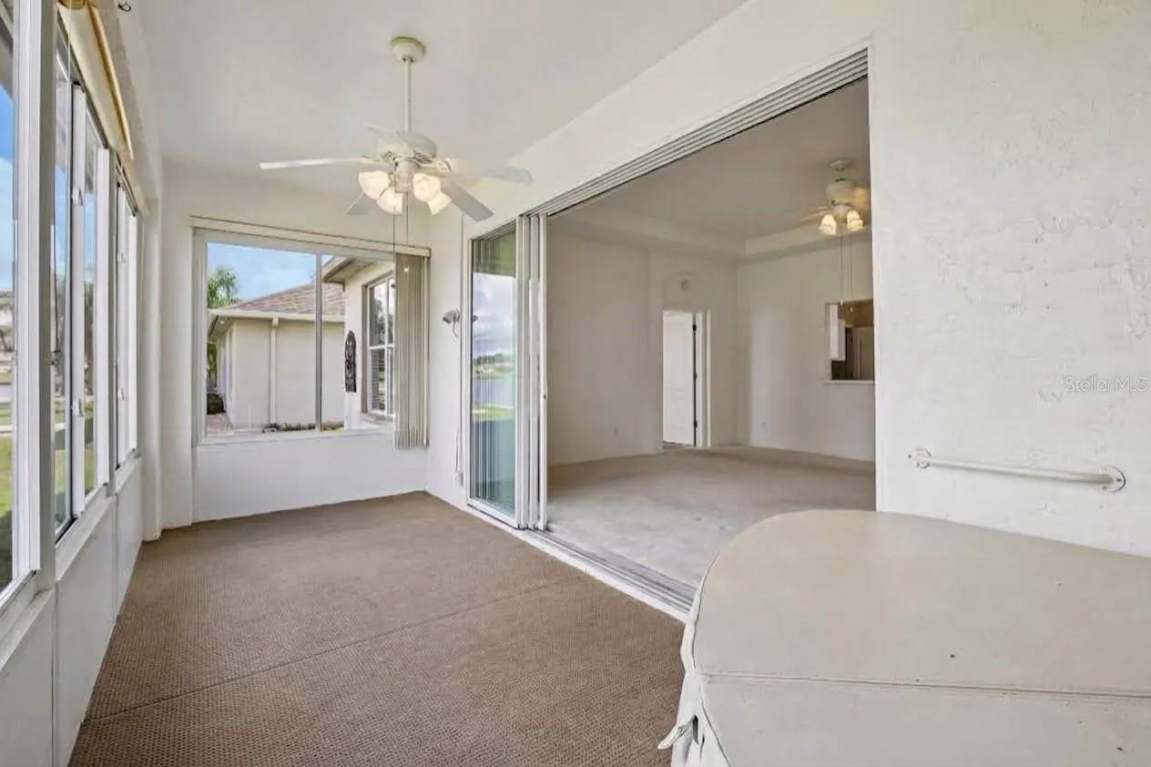 1104 VILLEROY DR, photo 22