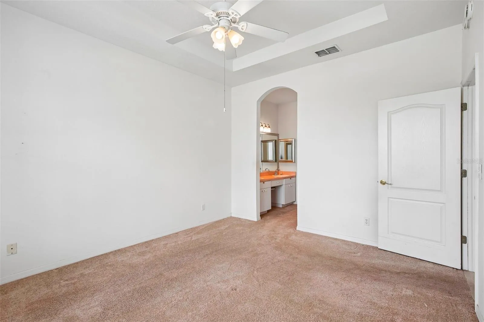 1104 VILLEROY DR, photo 25