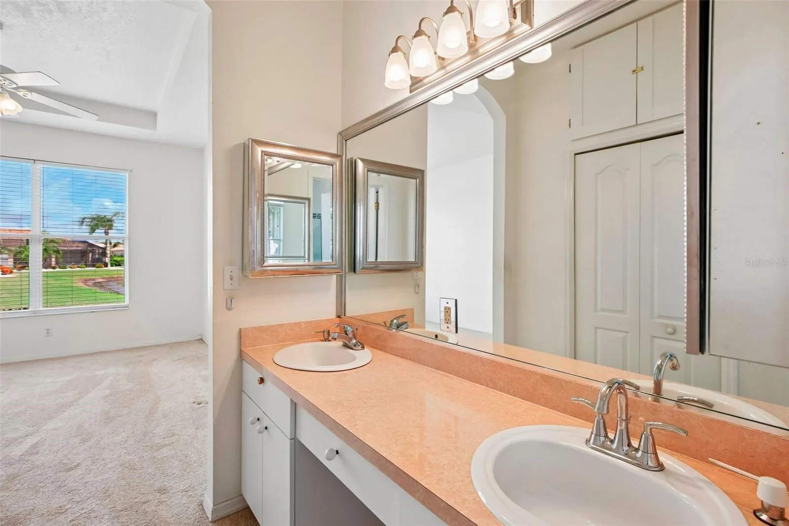 1104 VILLEROY DR, photo 29