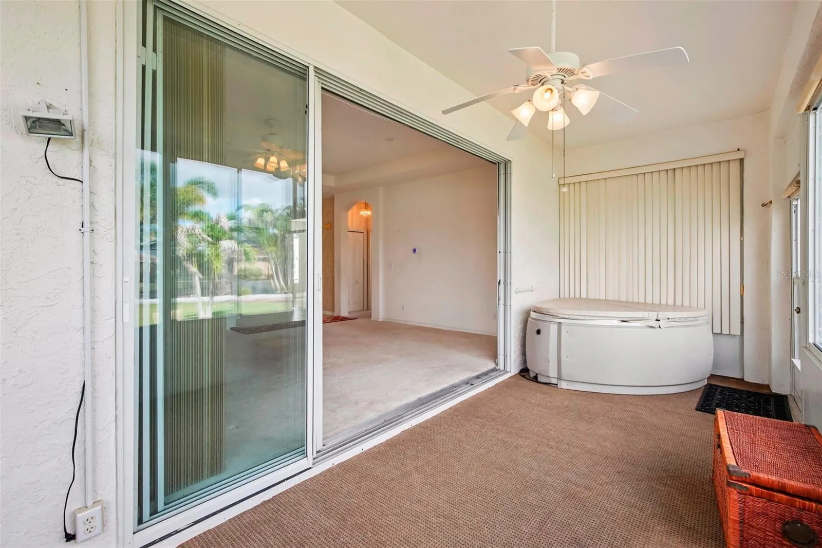 1104 VILLEROY DR, photo 34
