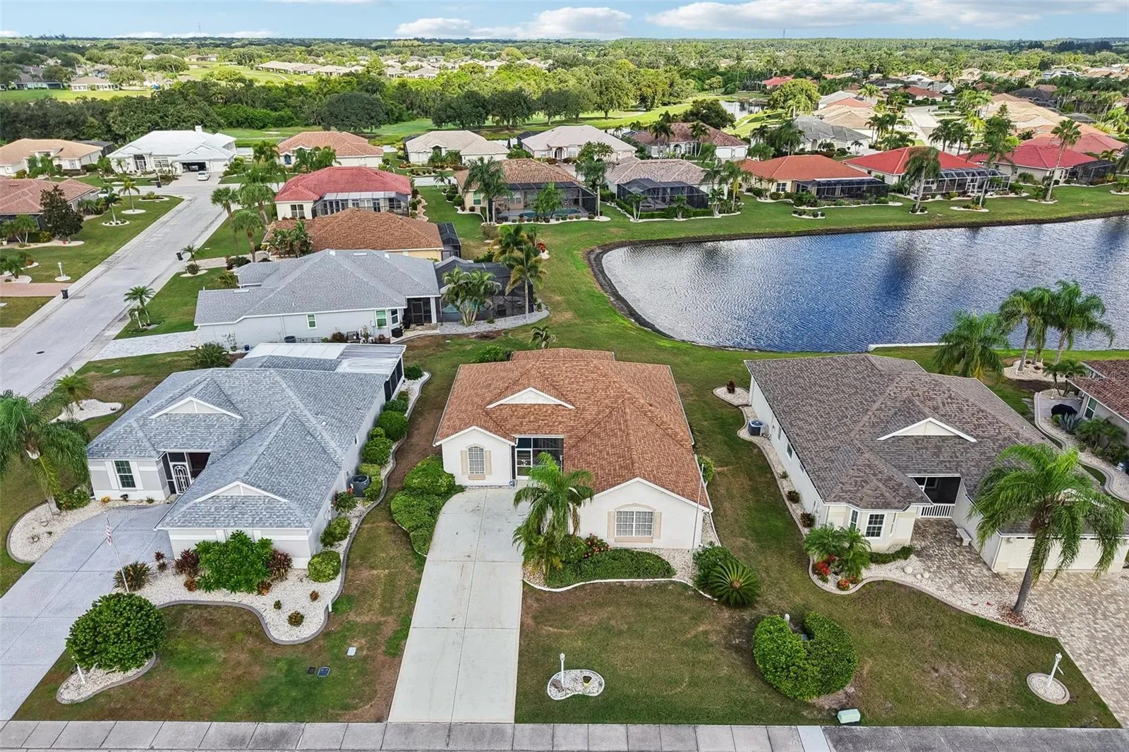 1104 VILLEROY DR, photo 49