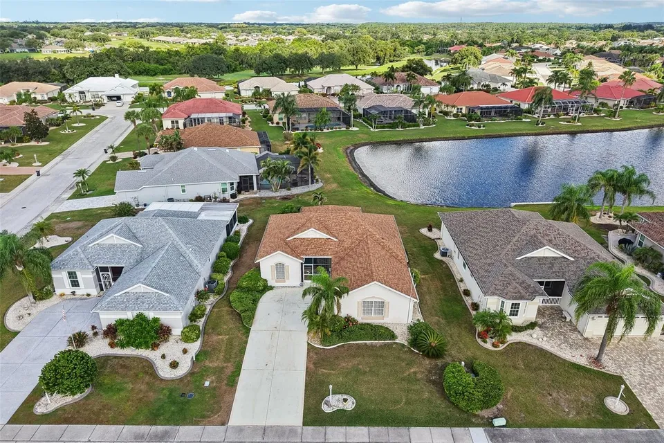 1104 VILLEROY DR, photo 49