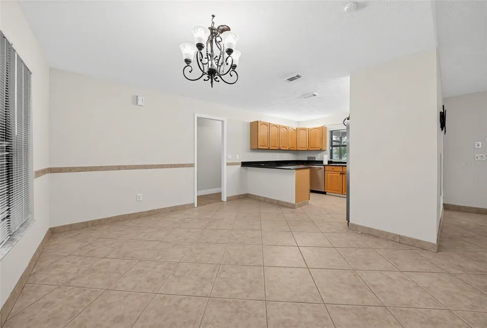 3951 SW CHERIBON ST, photo 8