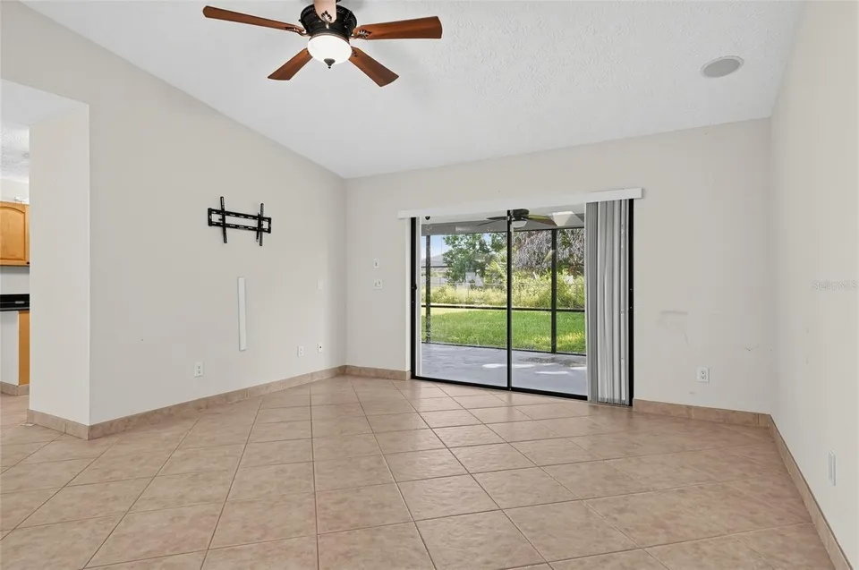 3951 SW CHERIBON ST, photo 20
