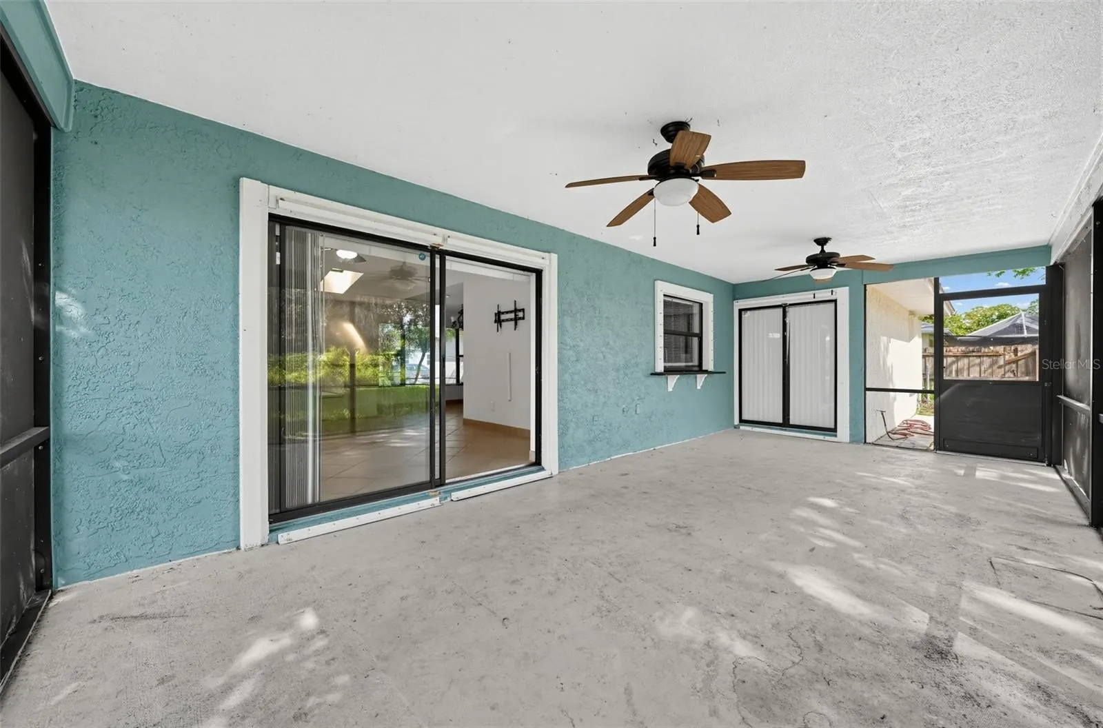 3951 SW CHERIBON ST, photo 24
