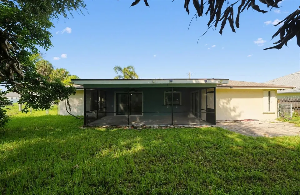 3951 SW CHERIBON ST, photo 27