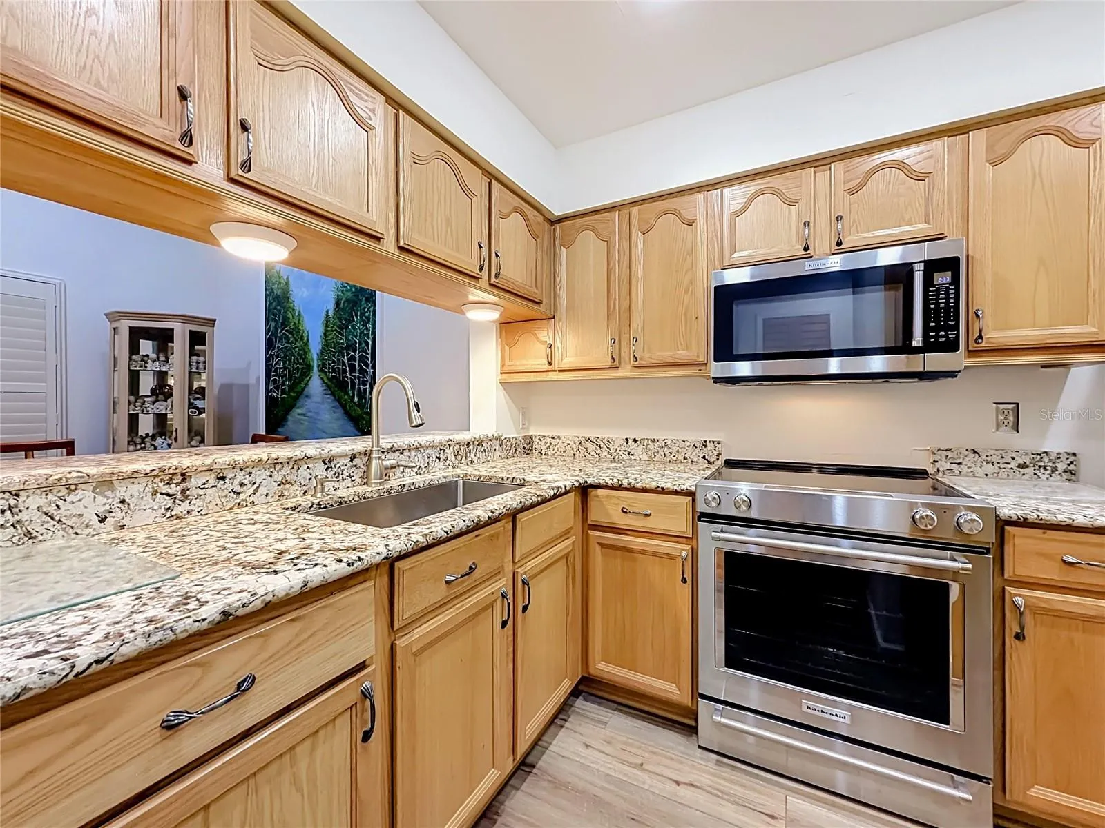 2936 S SEMORAN BLVD #105, photo 6