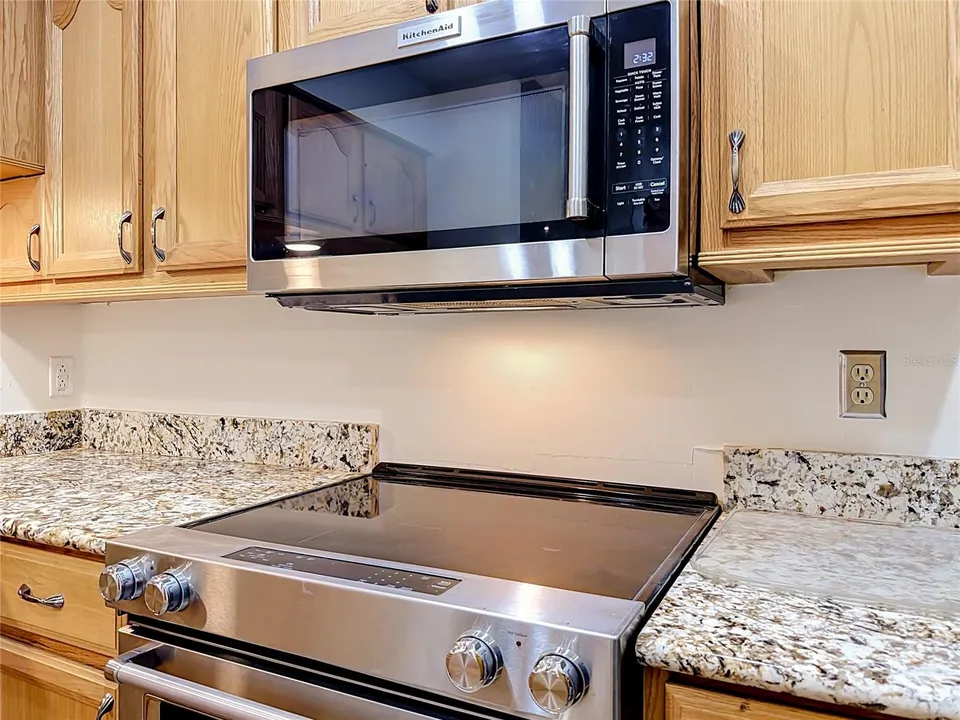 2936 S SEMORAN BLVD #105, photo 7