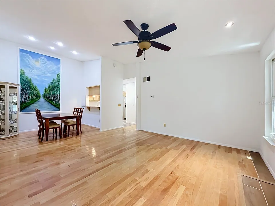 2936 S SEMORAN BLVD #105, photo 31