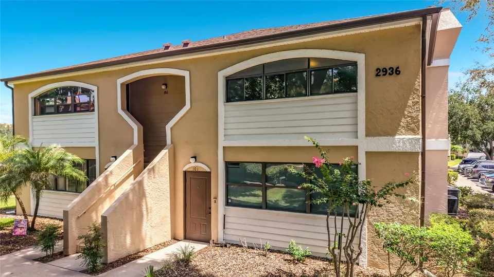 2936 S SEMORAN BLVD #105, photo 41