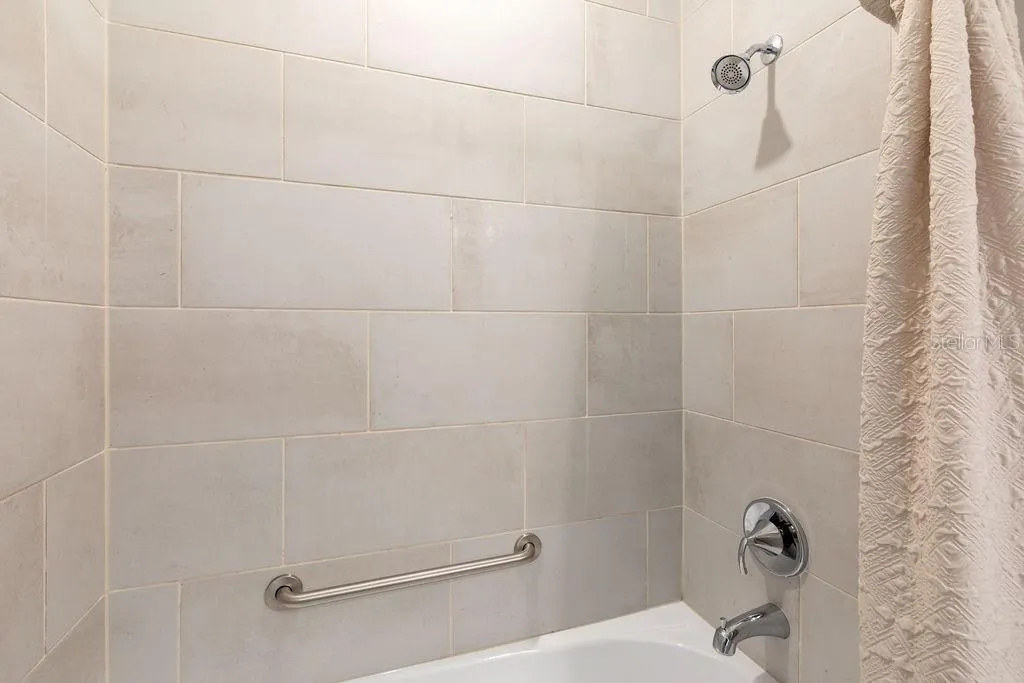 12542 NW 138TH TER, photo 22