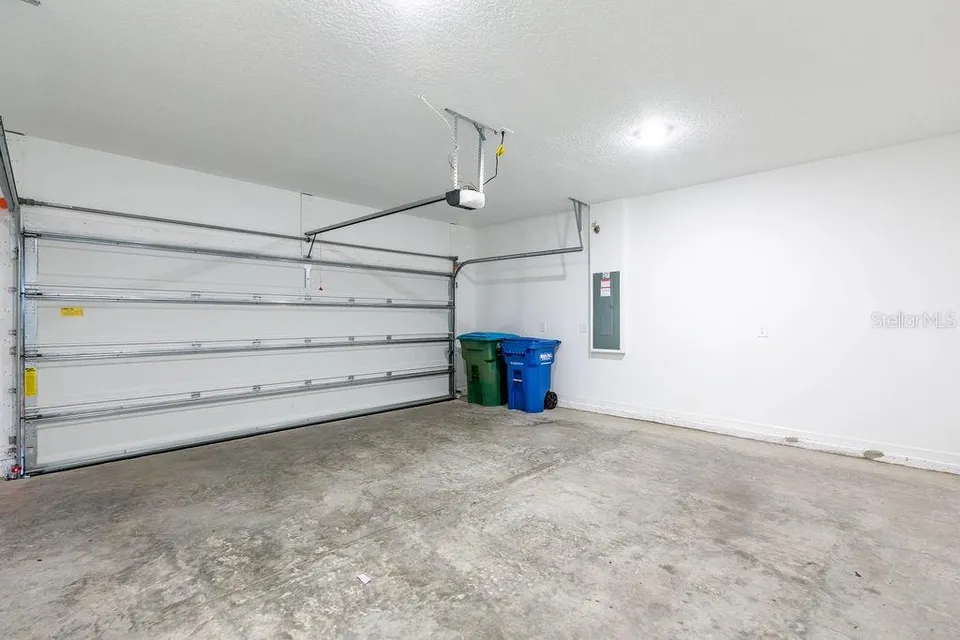 12542 NW 138TH TER, photo 36