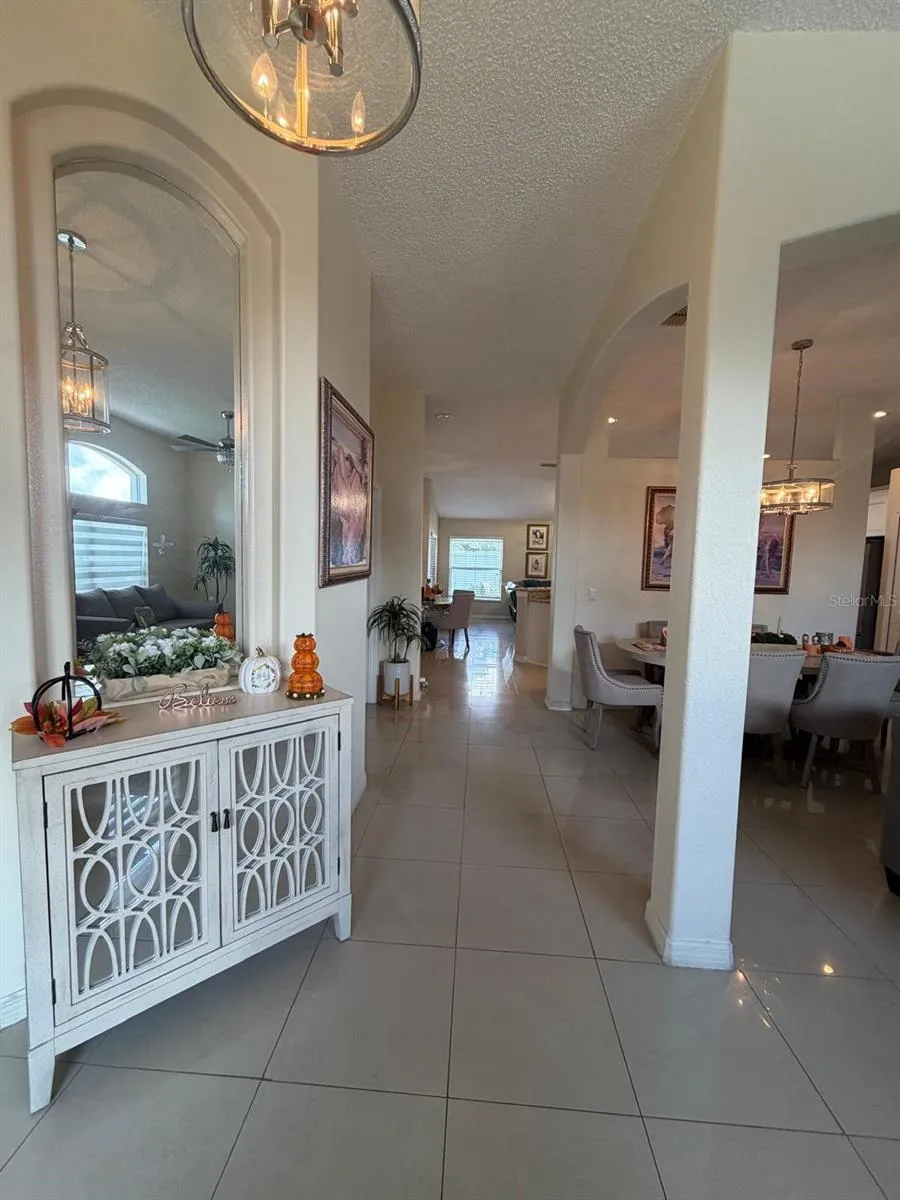 1378 WILDBERRY LN, photo 2
