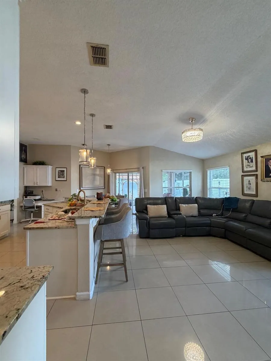 1378 WILDBERRY LN, photo 8
