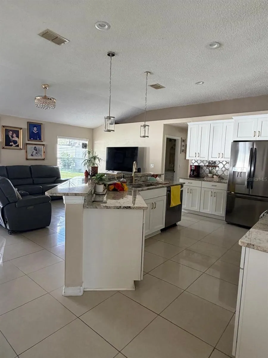 1378 WILDBERRY LN, photo 11