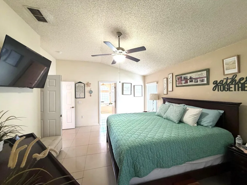 1378 WILDBERRY LN, photo 14