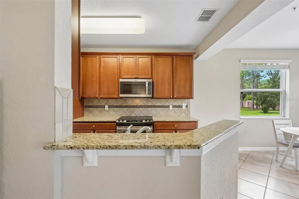 8337 BELLA VIDA CIR, photo 17