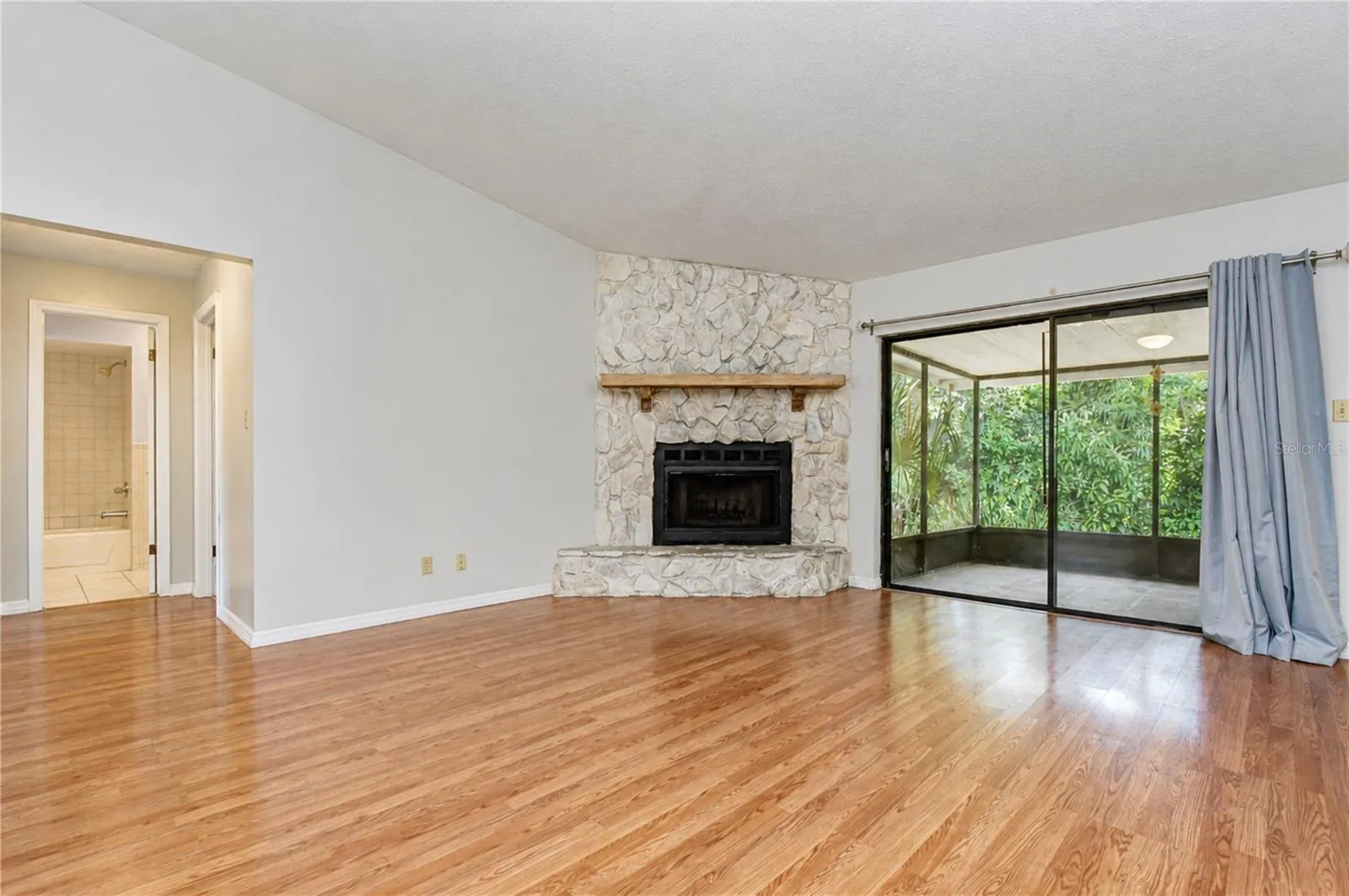 716 WESTWOOD DR, photo 5
