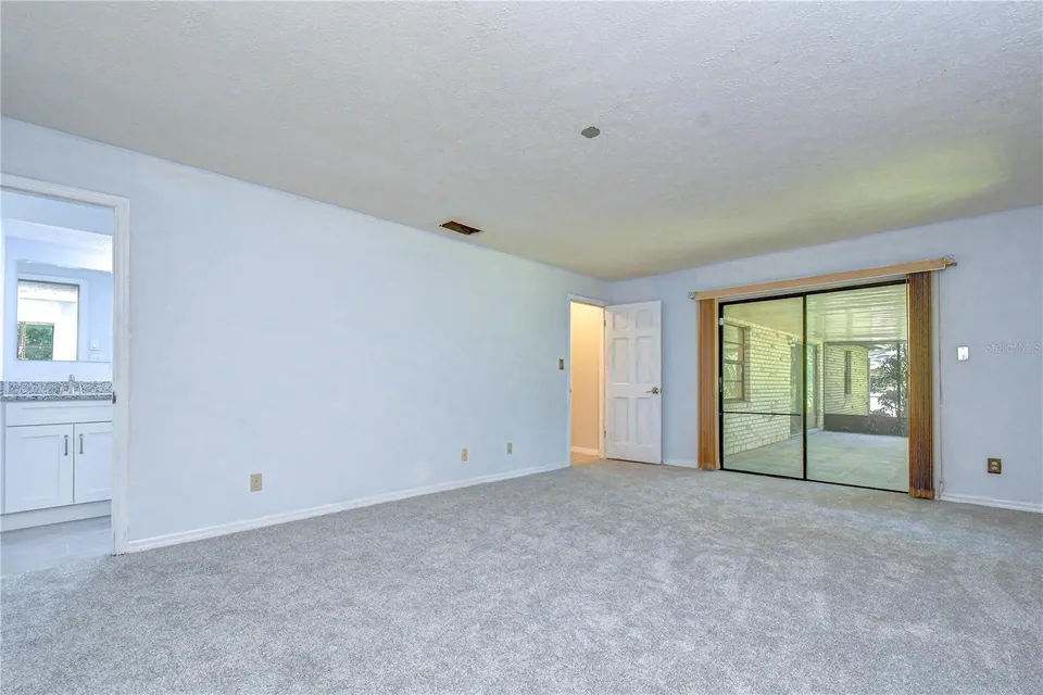 716 WESTWOOD DR, photo 12