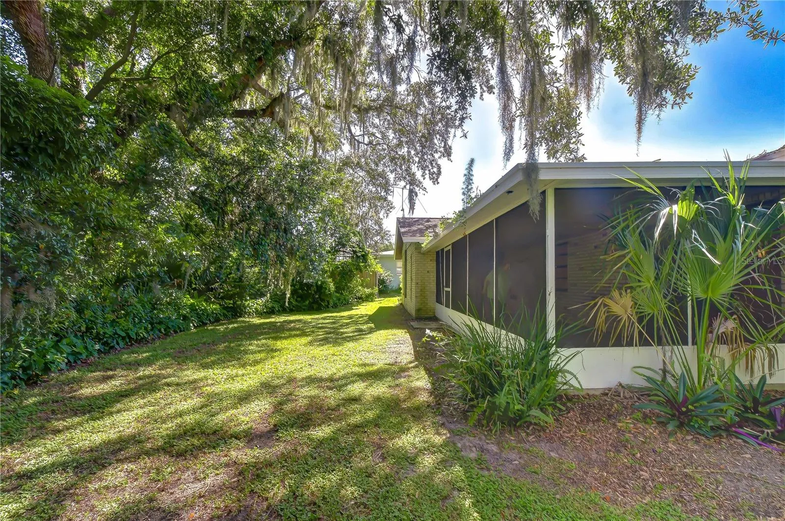 716 WESTWOOD DR, photo 21