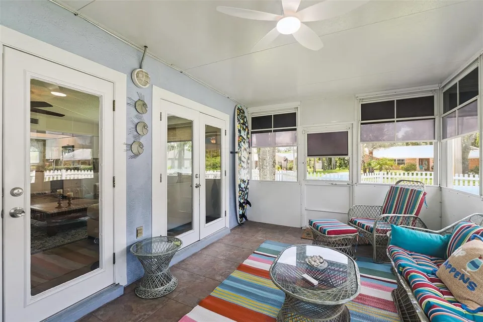 4001 SAXON DR, photo 24