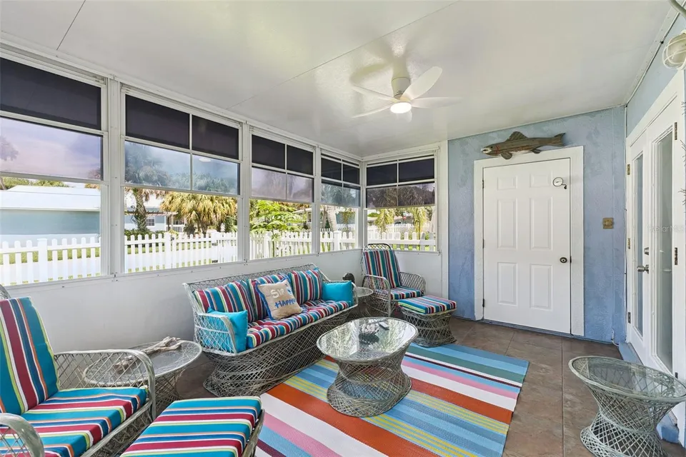 4001 SAXON DR, photo 25