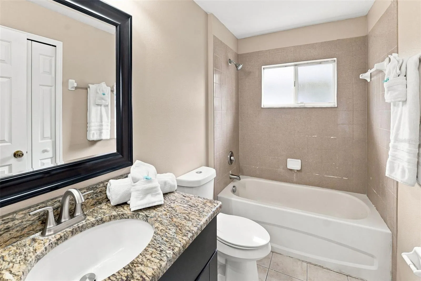 6817 ARAMON CT, photo 18