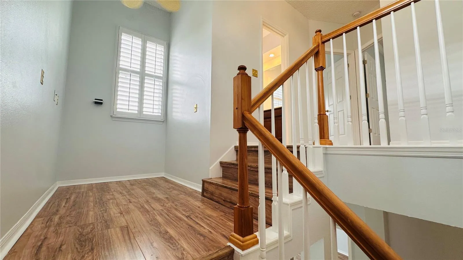 622 WISTERIA LN, photo 21