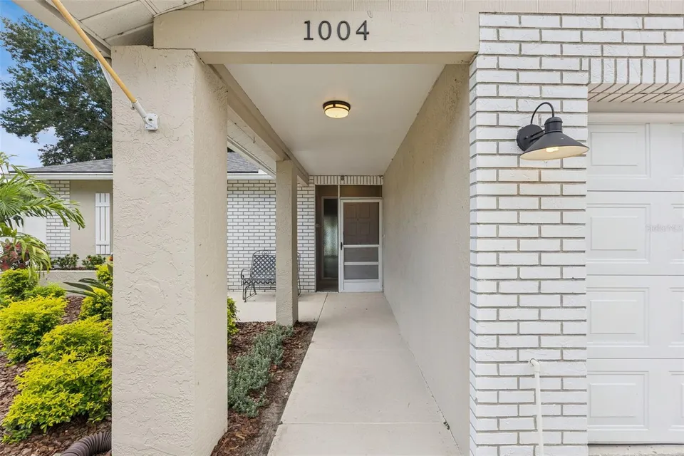 1004 VINEYARD CT, photo 4