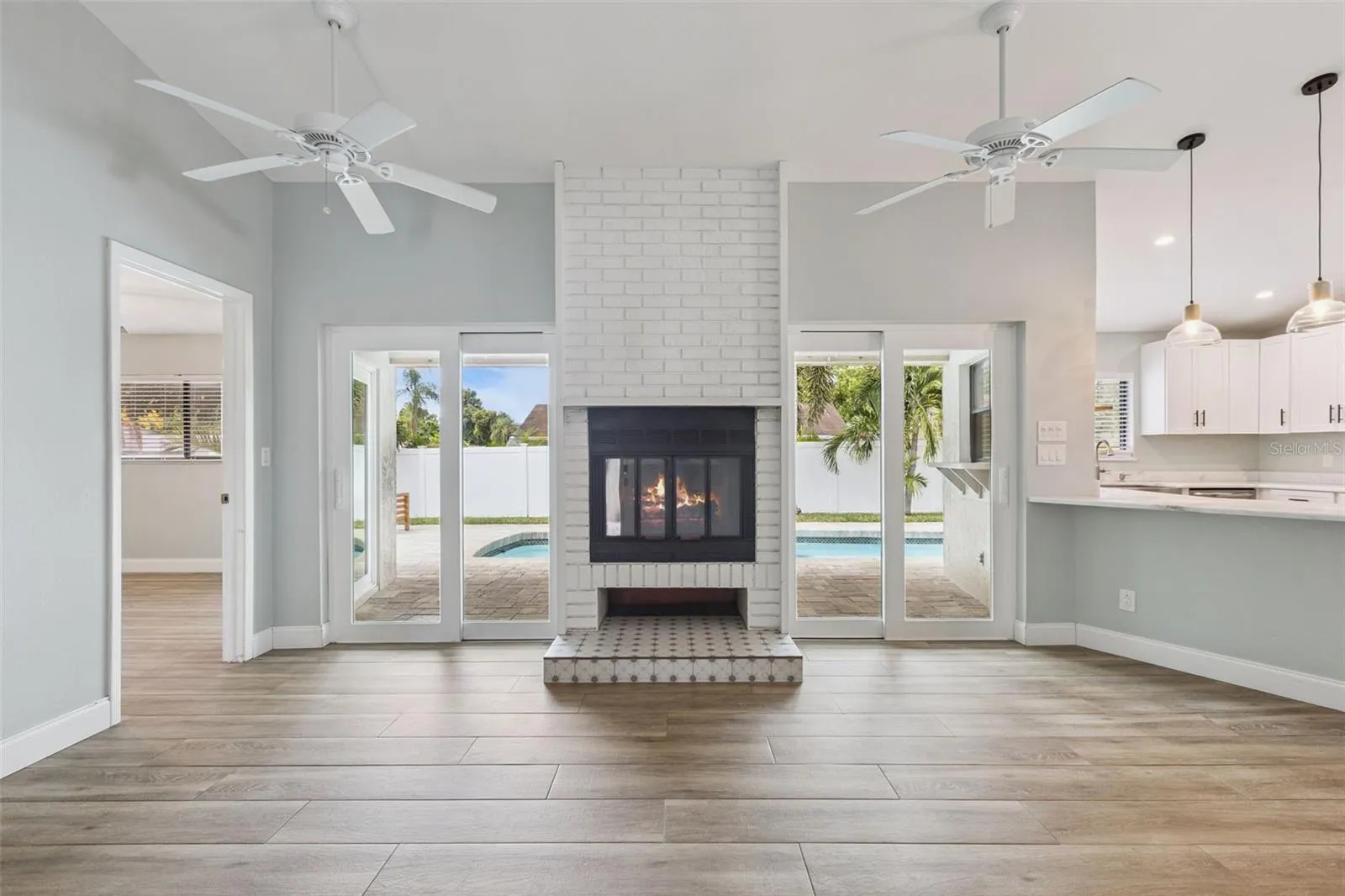 1004 VINEYARD CT, photo 10