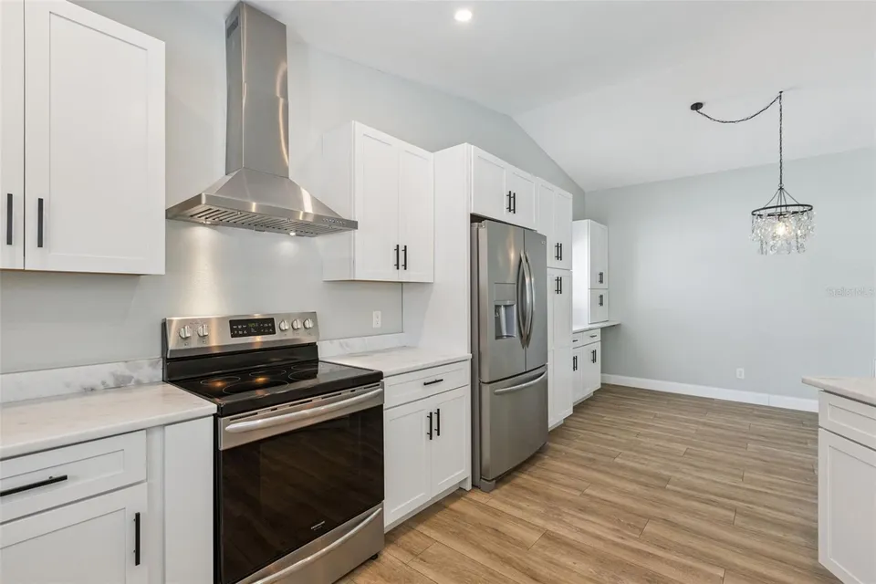 1004 VINEYARD CT, photo 14