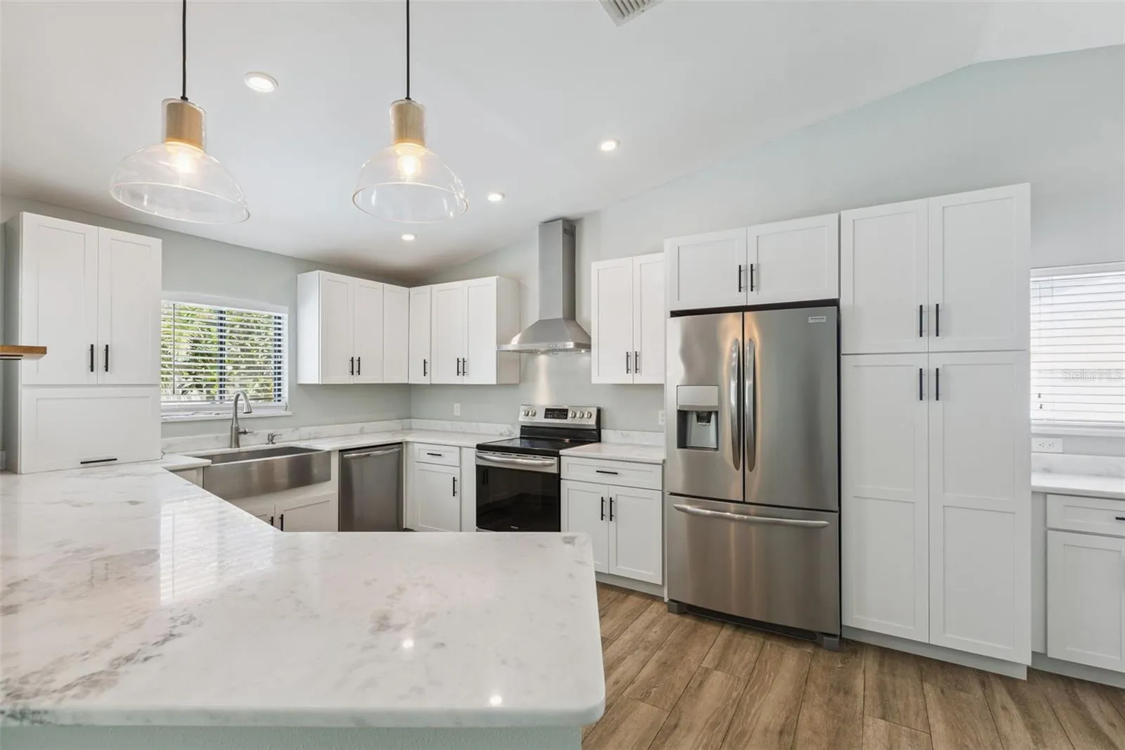 1004 VINEYARD CT, photo 17