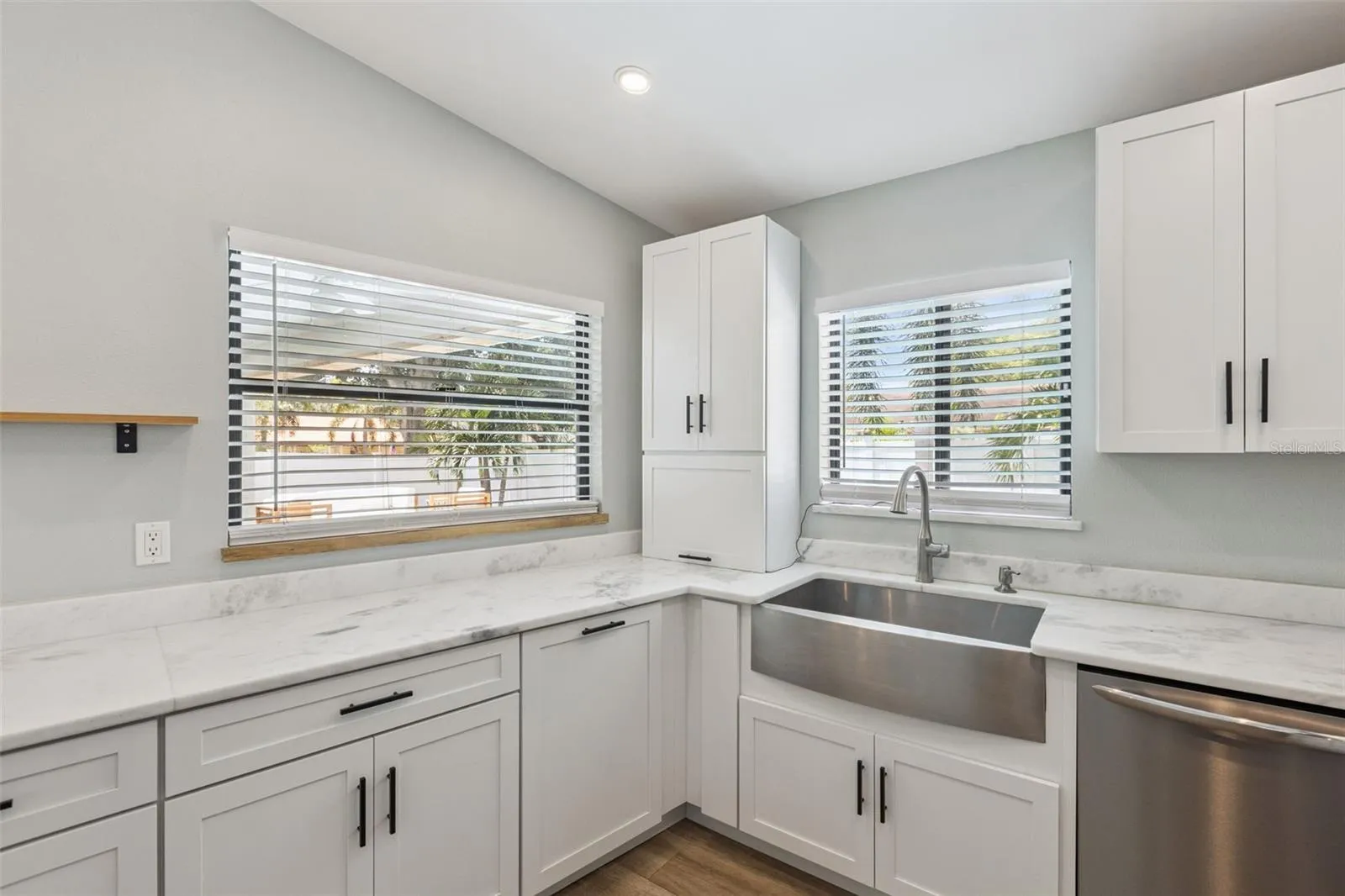 1004 VINEYARD CT, photo 18