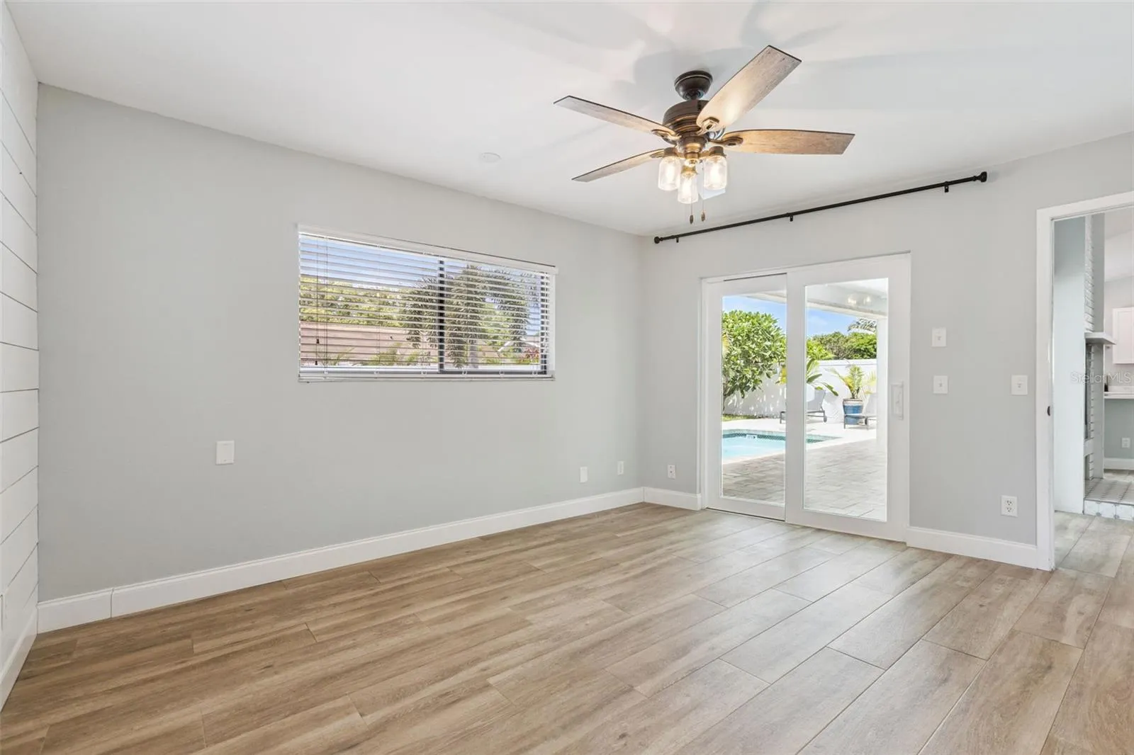 1004 VINEYARD CT, photo 24